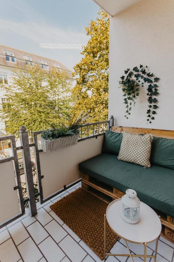 Traber Apartments Im Herzen Leipzigs Balkon Parkplatz Екстер'єр фото