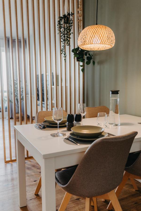 Traber Apartments Im Herzen Leipzigs Balkon Parkplatz Екстер'єр фото